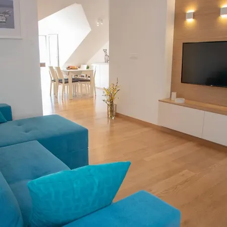 Apartment Franka With Swimming Pool *