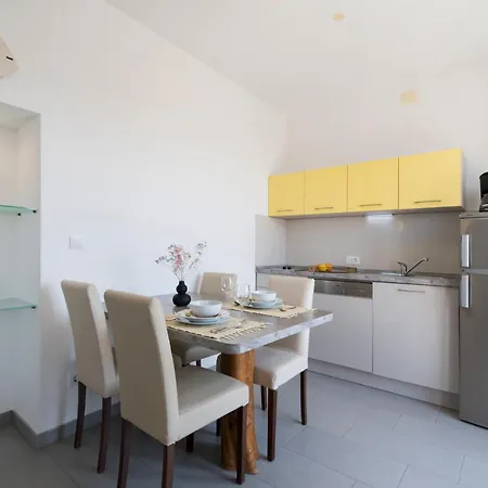 Apartment Franka With Swimming Pool